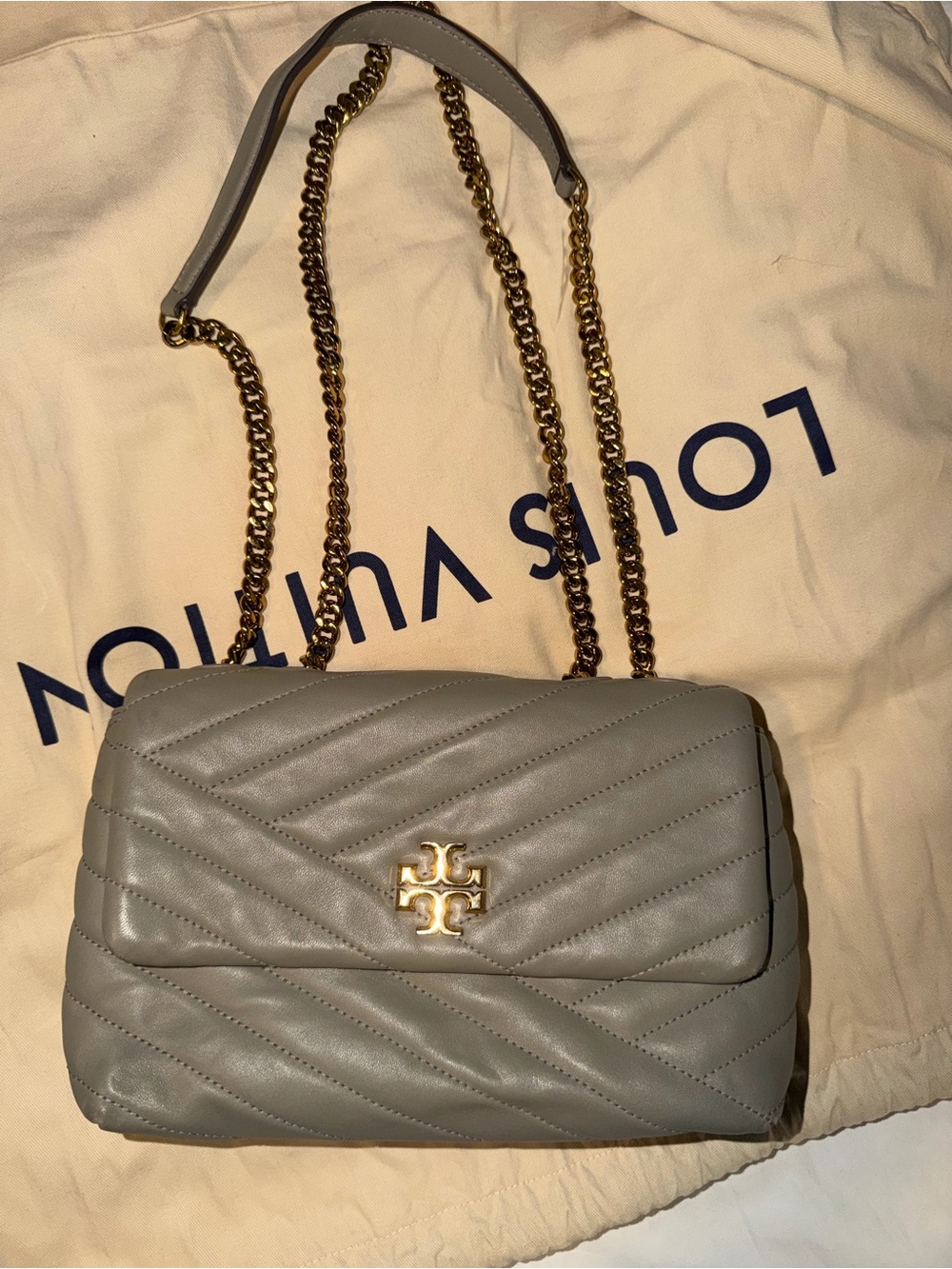 Tory Burch Kira Chevron Small Convertible Shoulder Bag in Gray Heron
